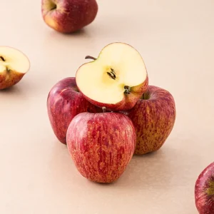 Red Kinnaur Apple